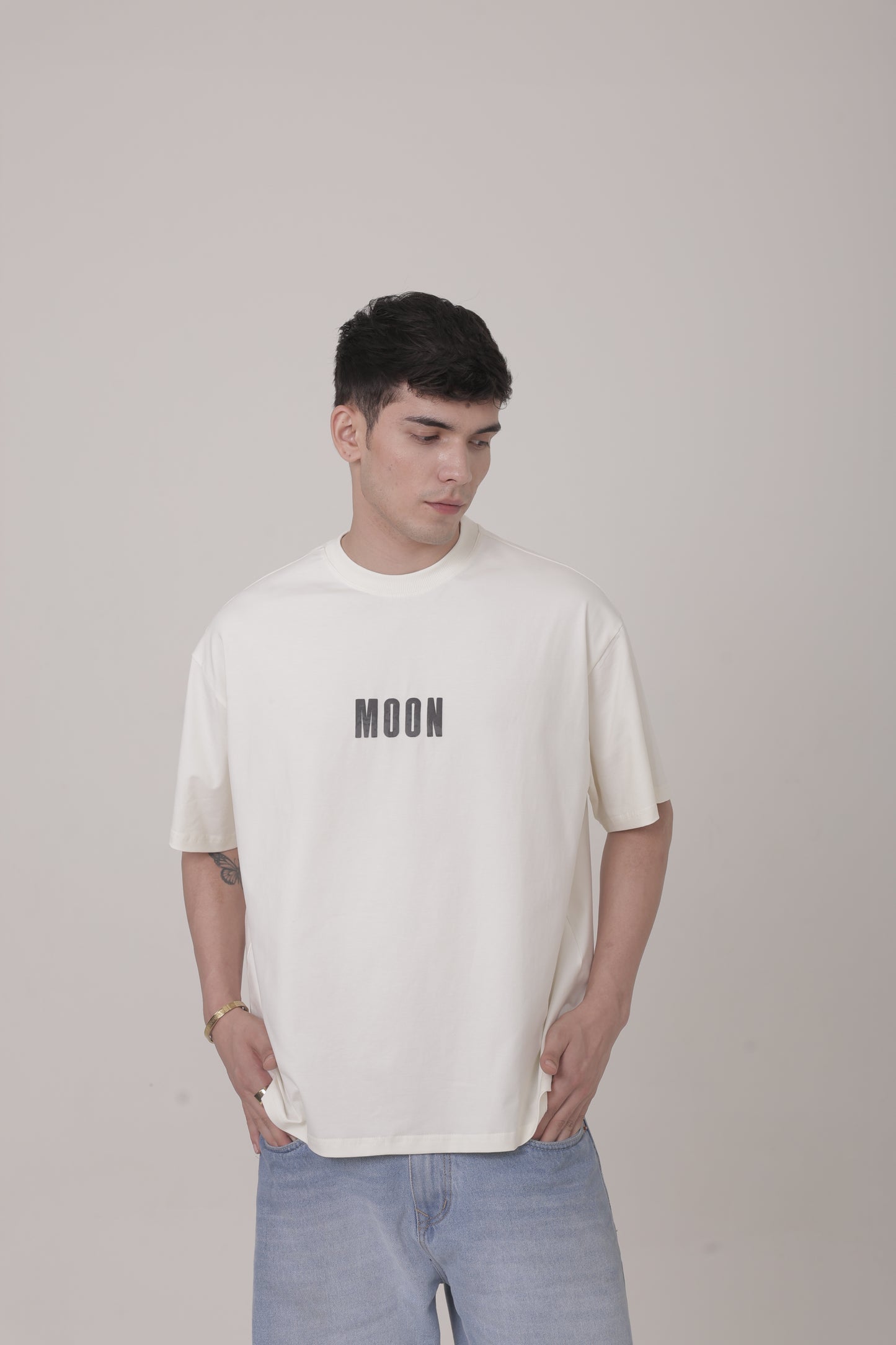 MOON Oversized Tee