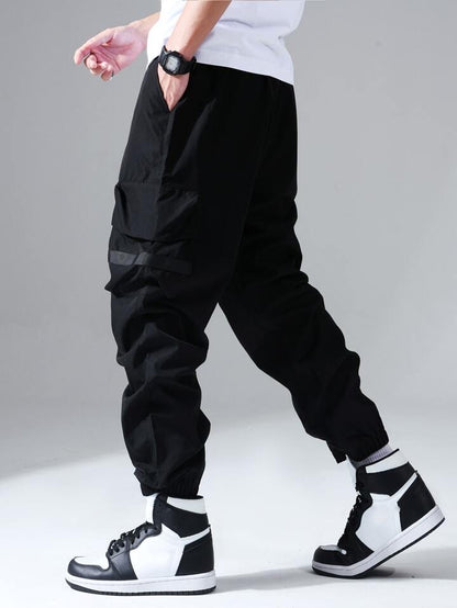 Get ready to conquer the world in style! 24/7 Cargo pant