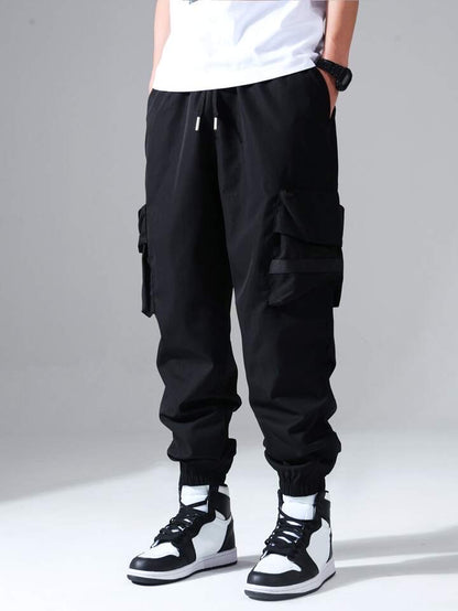 Get ready to conquer the world in style! 24/7 Cargo pant